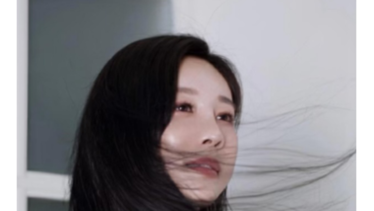 가수 겸 배우 채유, 2025년 국제민속영화제 1대 홍보대사로 ...