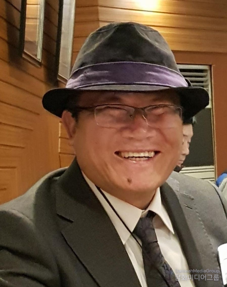 류영일 작가
