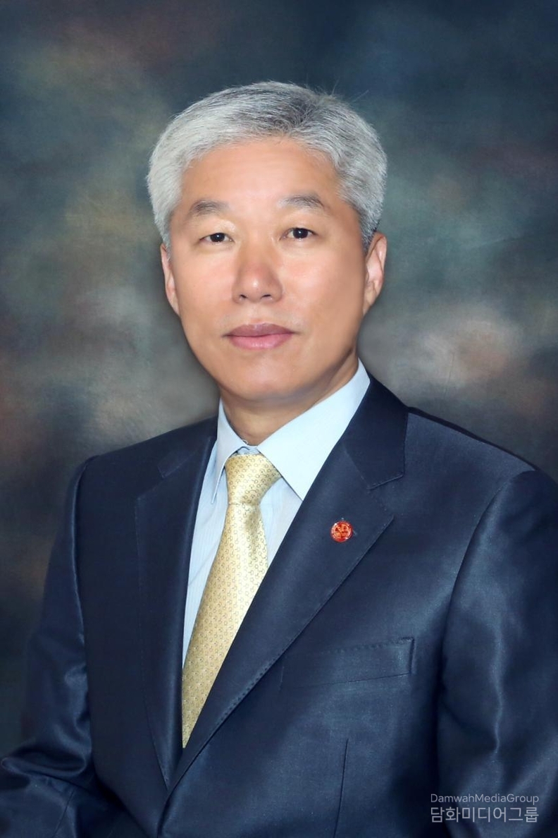 본지 발행인 담화 이존영 
