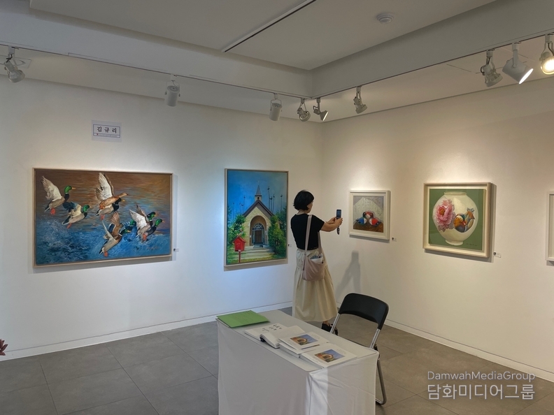 김규리 작가 부스