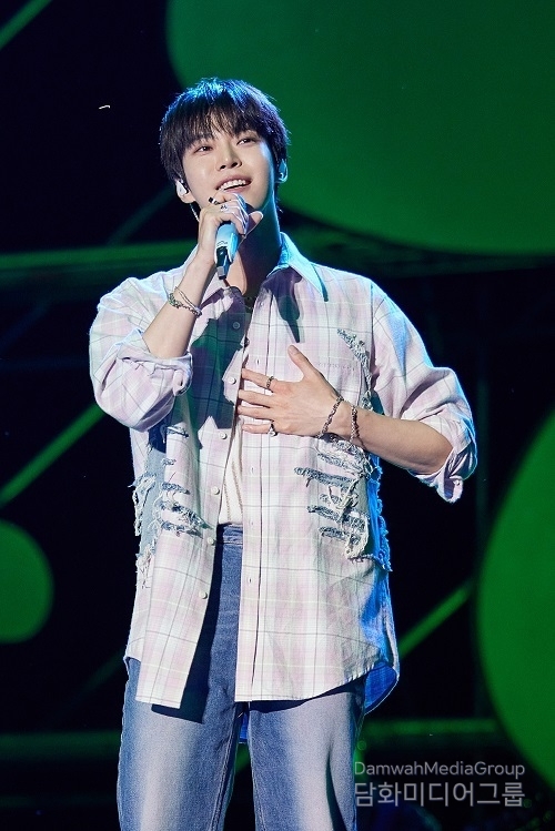 ‘솔로 데뷔’ NCT 도영, 음방부터 페스티벌까지 첫 주 활동 성공적!