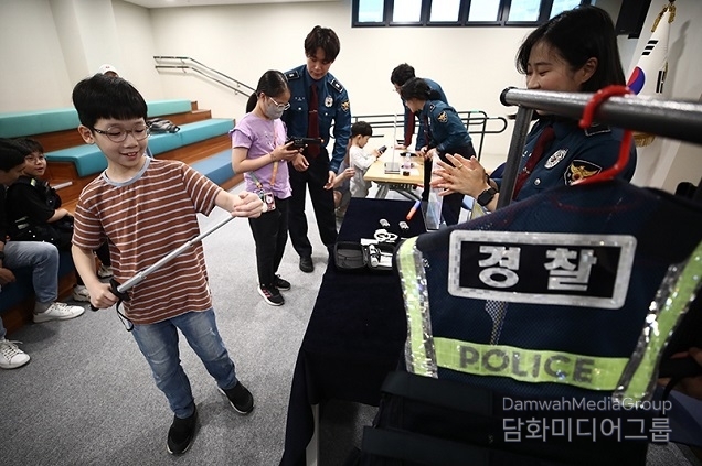 6월부터 경찰관 신형 방검복·방패 보급…“범죄에 더 적극적 대응”