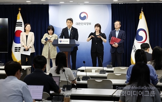 정부, 의대생 유급 막겠다…‘비상학사운영 가이드라인’ 마련