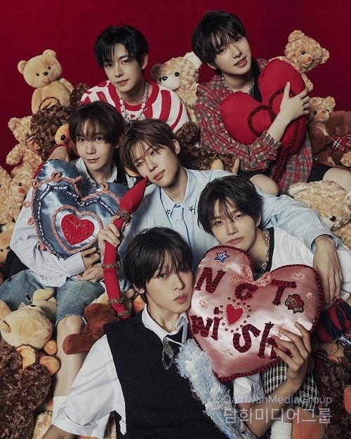 NCT WISH, 첫 미니앨범 ‘Steady’ 발매 기념 팝업스토어 대성황