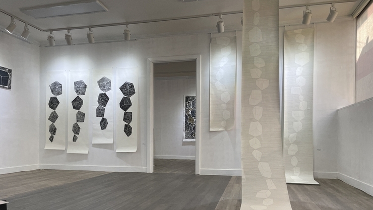 이민경 작가 초대전 ‘겹의 흔적과 시간’ 열려