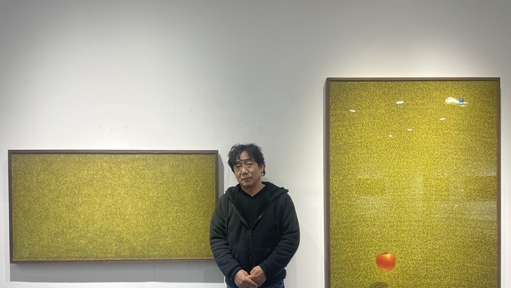 김희중 개인전 ‘향연 –사유하는 사과’ 열려