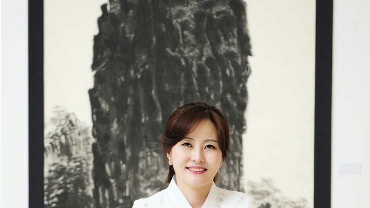 류재춘교수 개인전 《Moon & Waves》, 수묵의 경계를 넘다.